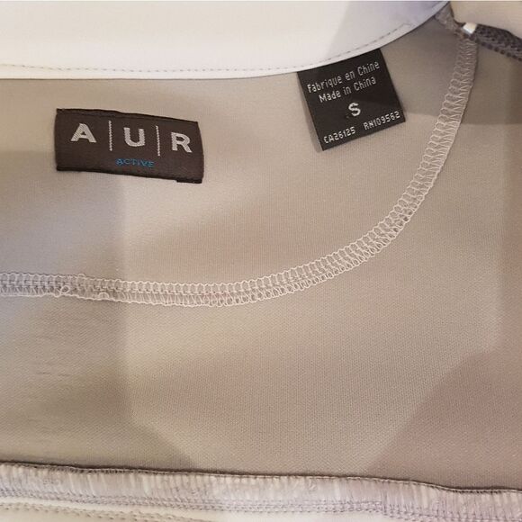 AUR *NWOT* White/Grey Activewear Long Sleeve Zip Up Jacket Size Small *EUC - Picture 4 of 11